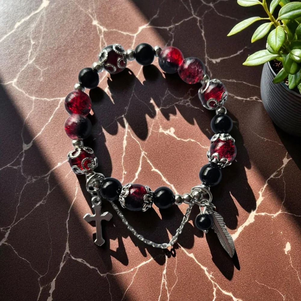 Black and Red Beaded Elastic Bracelet with Silver‎ Charms